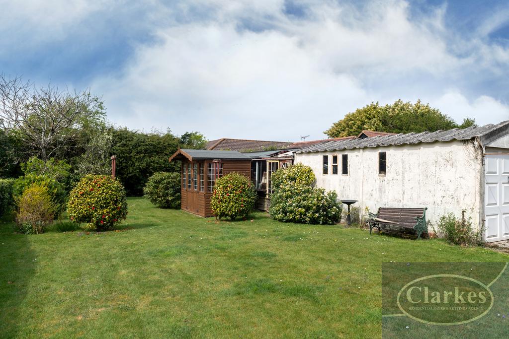 Fc 021 183 redhill drive 009