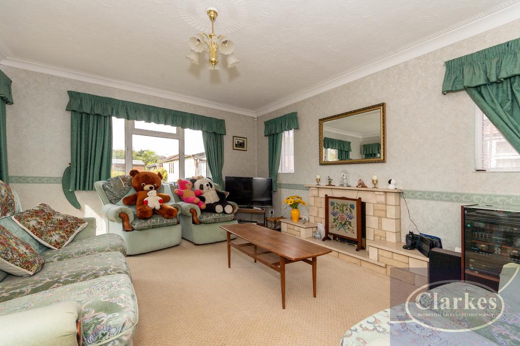 Fc 021 183 redhill drive 014