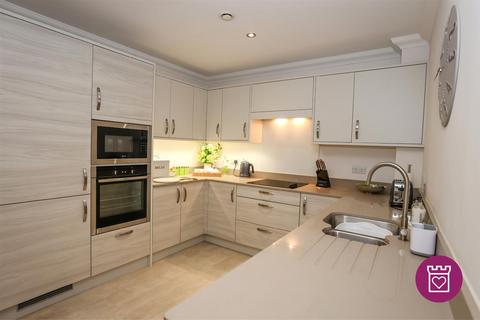 2 bedroom retirement property for sale, Helston Lane, Windsor