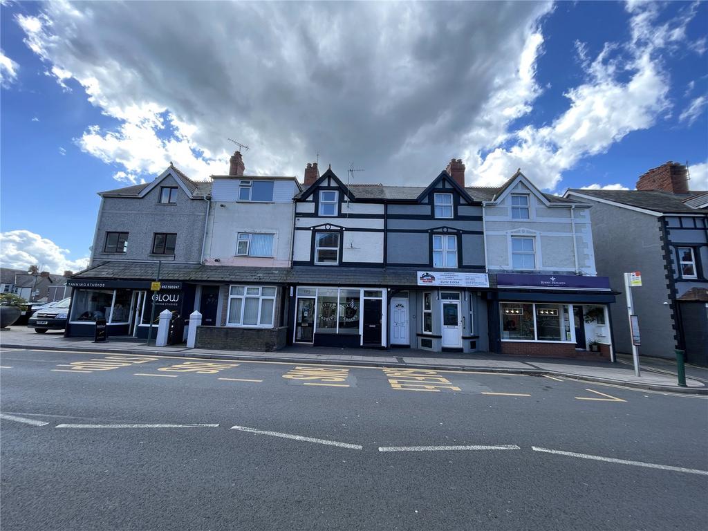 170 A Conwy Road