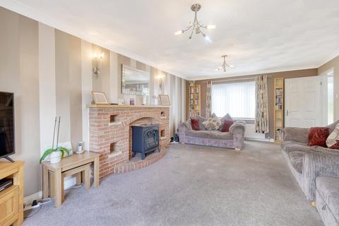 19 Gipping Road, Great Blakenham, Ipswich, IP6 0JH