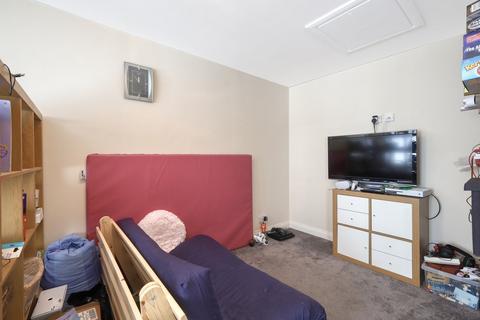 19 Gipping Road, Great Blakenham, Ipswich, IP6 0JH