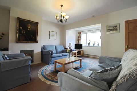 35 Barrow Close, Marlborough, SN8 2BD