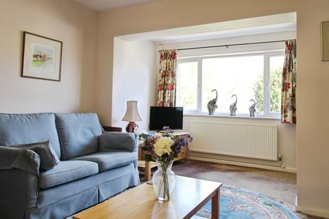 35 Barrow Close, Marlborough, SN8 2BD