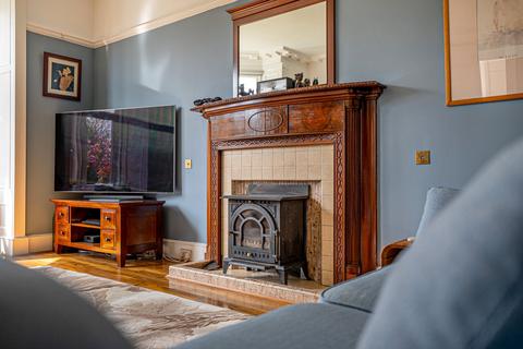 9 Helensburgh Drive, Glasgow, G13 1RR