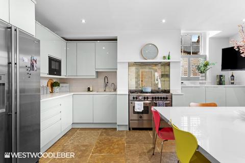 5 bedroom detached house for sale, The Square, Broxbourne EN10