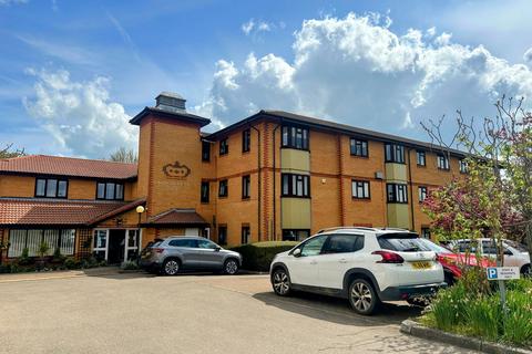 2 bedroom flat for sale, Wootton Brook Close, Northampton NN4