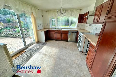 4 bedroom detached bungalow for sale, Kniveton Park, Ilkeston, Derbyshire