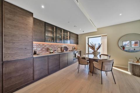 1 bedroom flat for sale, Riverscape Walk London E16