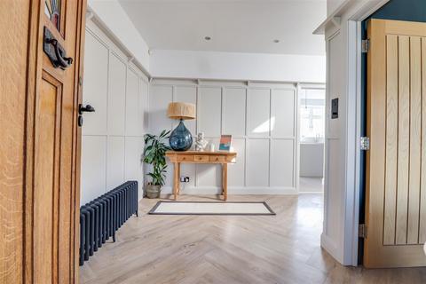 undefined, Western Road, Leigh-On-Sea SS9