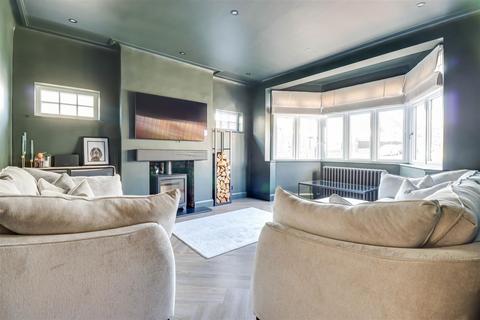 undefined, Western Road, Leigh-On-Sea SS9