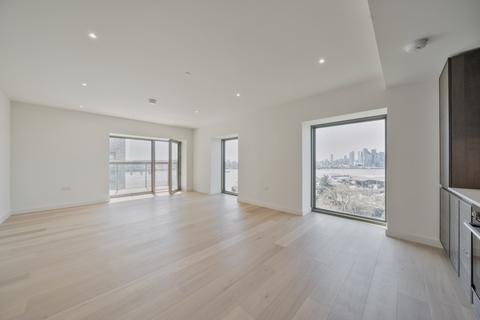 3 bedroom flat for sale, Riverscape Walk London E16