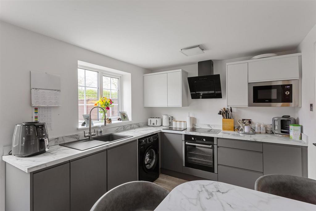 8 High St, Rillington-07[1].jpg
