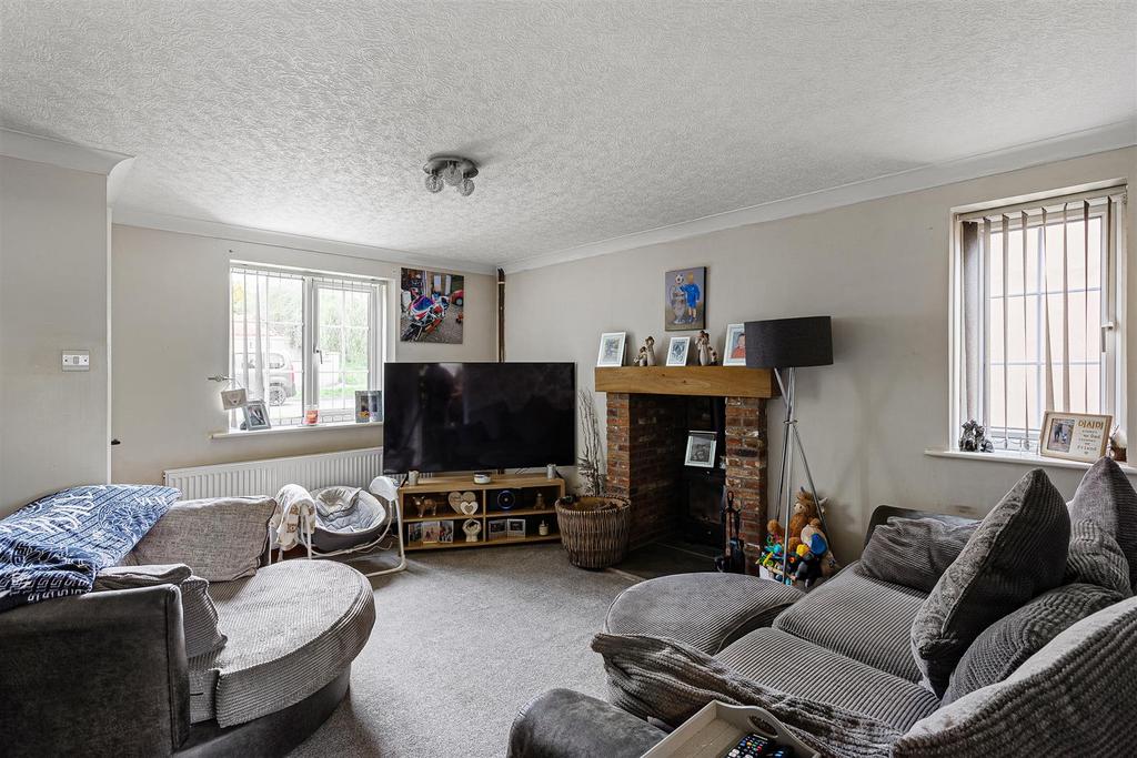 8 High St, Rillington-05[1].jpg