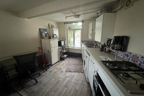 1 bedroom barn conversion to rent, Rochdale Road, Middleton M24