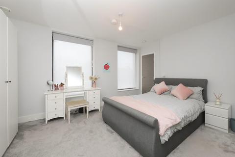 1 bedroom flat for sale, Trinity Court, Pinner HA5