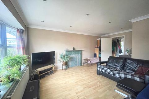 9 Vicarage Close, Weston-super-mare, BS22 7PA
