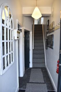 5 bedroom terraced house to rent, Moseley Road, Fallowfield, Manchester