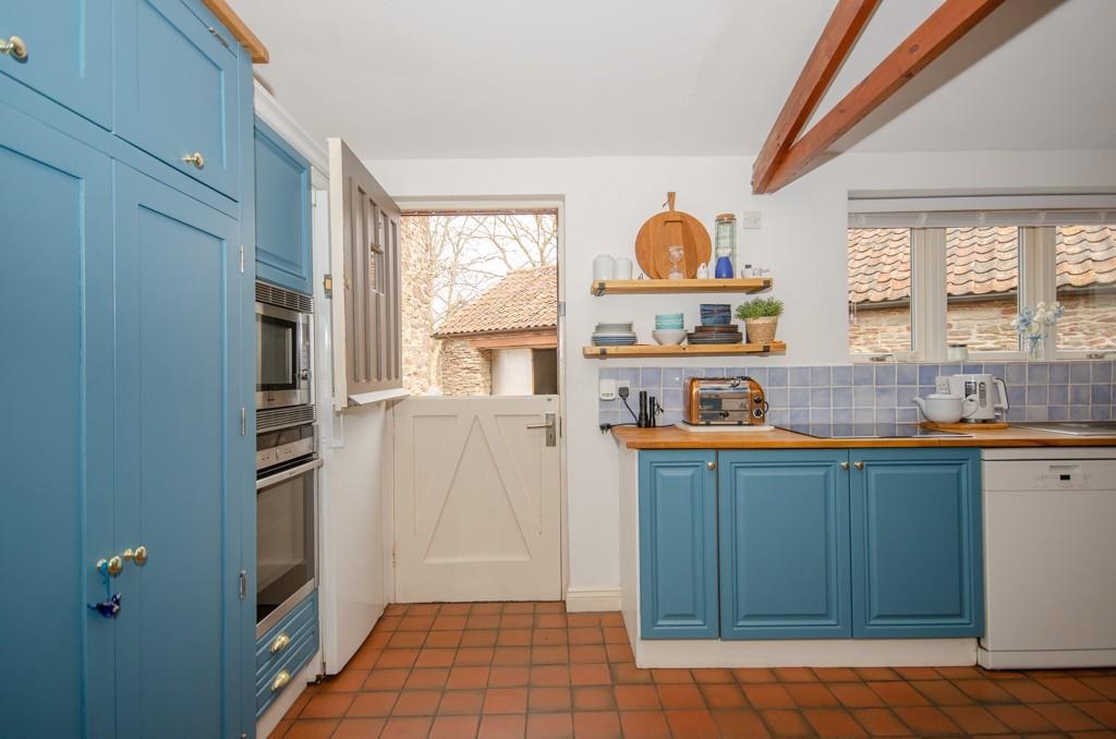 Stable door.jpg