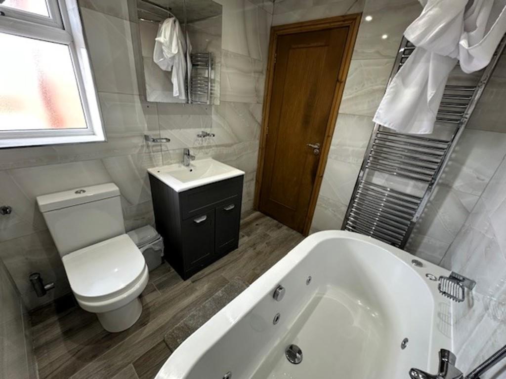 Family bathroom