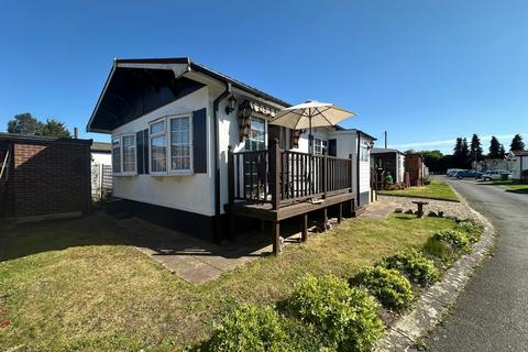 2 bedroom mobile home for sale, Fowley Mead Park , Longcroft Drive