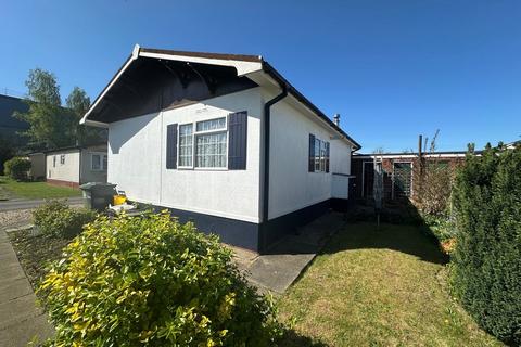 2 bedroom mobile home for sale, Fowley Mead Park , Longcroft Drive