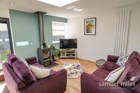 17 Evening Star, Royal Wootton Bassett, Swindon, SN4 8FR