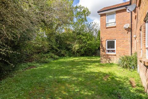 Studio for sale, Markham Road, Capel