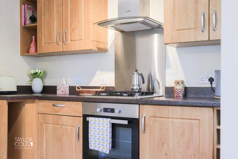 8 Birchfield Close, Tamworth, B77 1GY