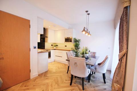 2 bedroom apartment to rent, Shot Tower Close, Chester CH1