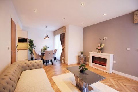2 bedroom apartment to rent, Shot Tower Close, Chester CH1