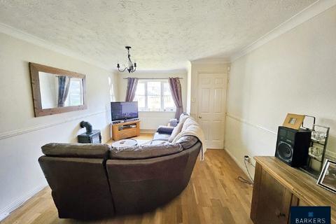 3 Greenfields, Heckmondwike, WF16 9HG