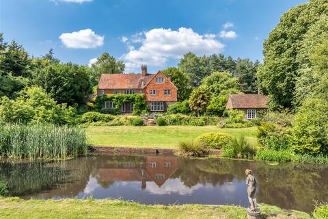 undefined, Ponds Lane, Shere, Guildford