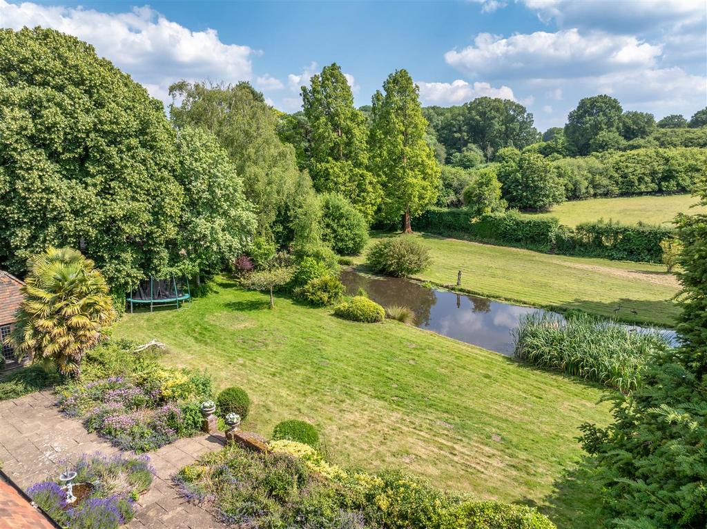 Rear Garden Aerial
