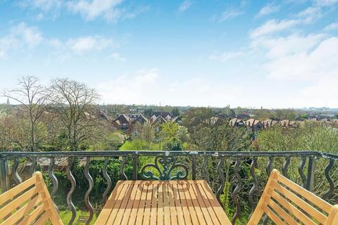 2 bedroom penthouse for sale, Shoot Up Hill, Mapesbury