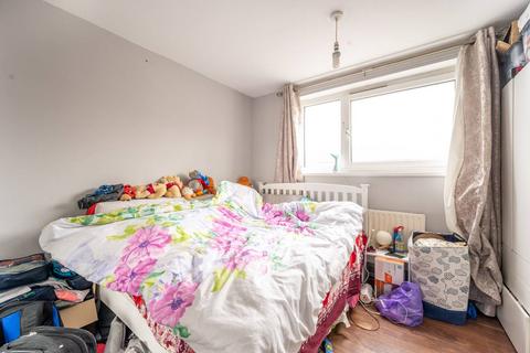 2 bedroom flat for sale, Grange Road, Plaistow, London, E13