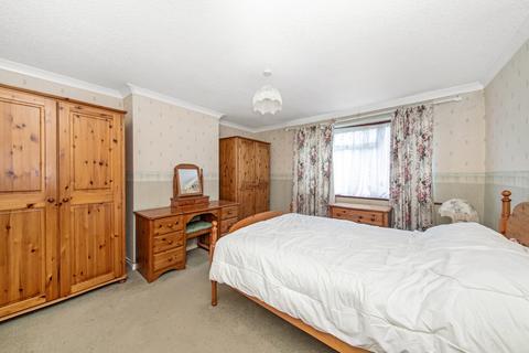 27 Roffey Close, Purley, CR8 4BH