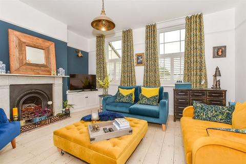 3 bedroom semi-detached house for sale, Seabrook Road, Hythe CT21