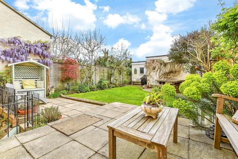 3 bedroom semi-detached house for sale, Seabrook Road, Hythe CT21