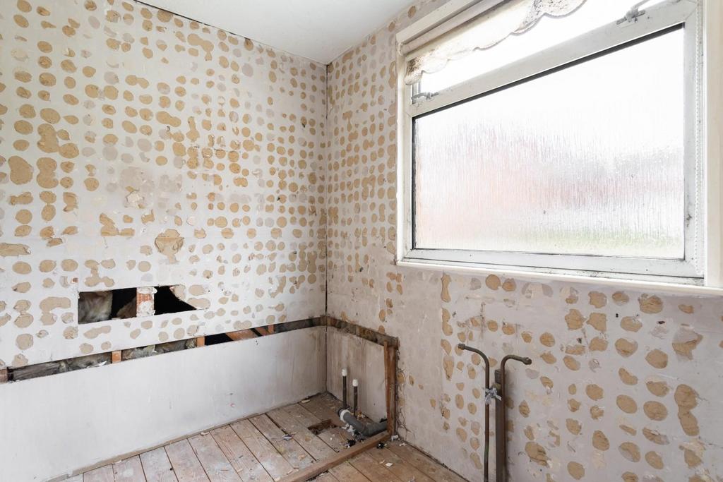 Possible en-suite.jpg