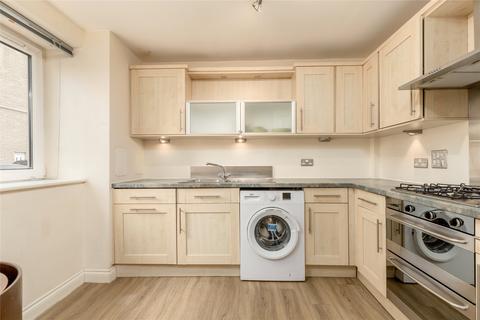 10/4 Pilrig Heights, Edinburgh, EH6 5BB