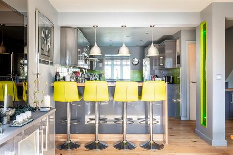 4 bedroom semi-detached house for sale, St. Pauls On The Green, Haywards Heath