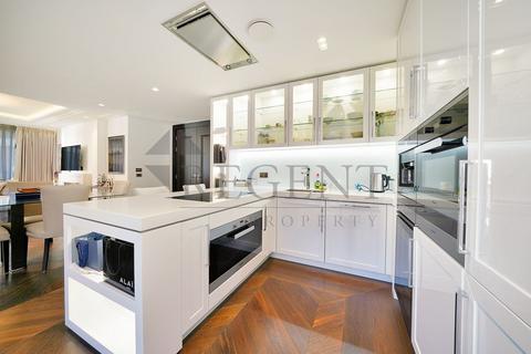 undefined, Wren House, 190 Strand, WC2R