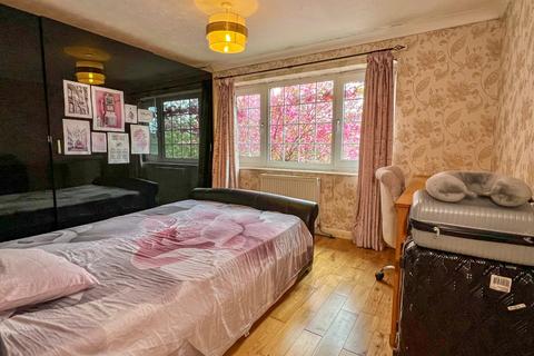 undefined, St Nicholas Drive, Grimsby, DN37