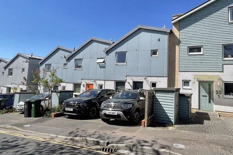 31 Bevendean Road, Brighton, BN2 4FN