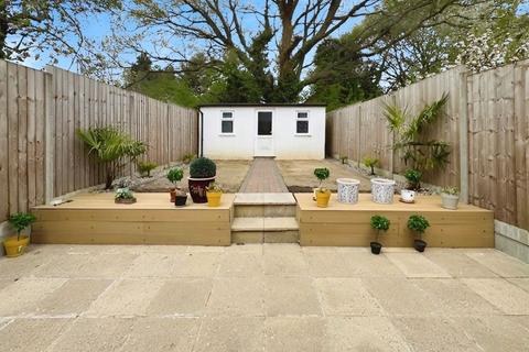 3 bedroom terraced house for sale, Dryfield Road, Edgware
