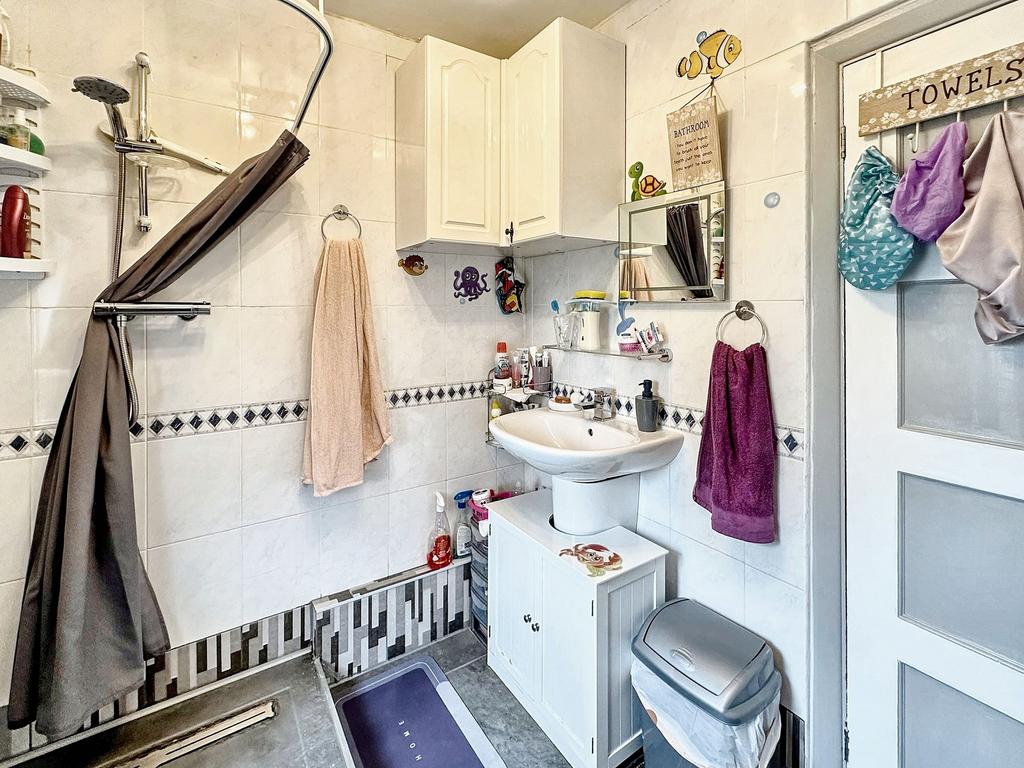 Bathroom 2