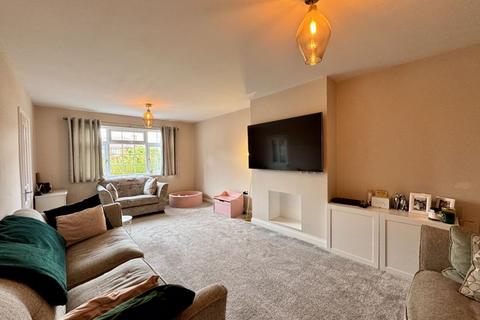 4 bedroom terraced house for sale, Smarts Avenue, Shenstone Wood End, WS14 0PB