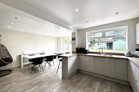 4 bedroom terraced house for sale, Smarts Avenue, Shenstone Wood End, WS14 0PB