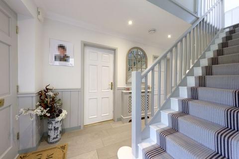 4 bedroom detached house for sale, Woodland Glade, Farnham Common